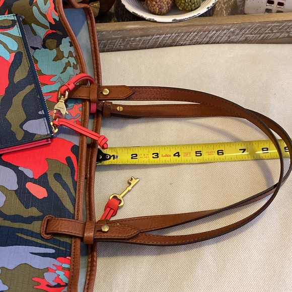 NWOT~2 PC.~FOSSIL Rachel multi~color Coated Canvas with Leather Trim and Straps - Picture 6 of 13